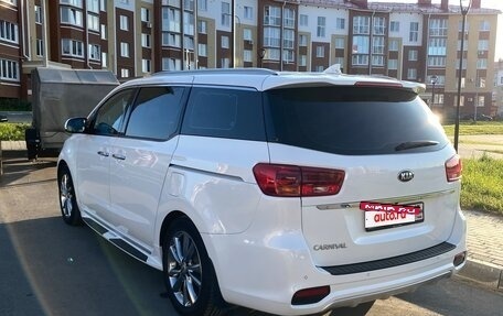KIA Carnival III, 2019 год, 3 250 000 рублей, 5 фотография