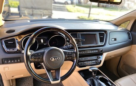 KIA Carnival III, 2019 год, 3 250 000 рублей, 7 фотография