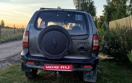 Chevrolet Niva I рестайлинг, 2006 год, 180 000 рублей, 3 фотография