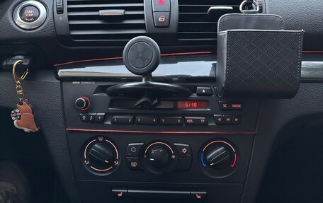 BMW 1 серия, 2008 год, 700 000 рублей, 7 фотография