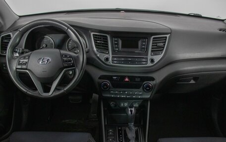 Hyundai Tucson III, 2018 год, 1 890 000 рублей, 13 фотография