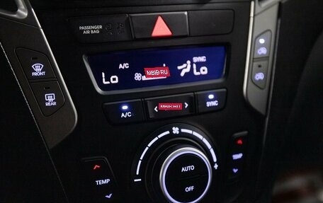 Hyundai Santa Fe III рестайлинг, 2018 год, 2 049 000 рублей, 13 фотография