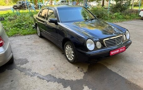 Mercedes-Benz E-Класс, 1999 год, 535 000 рублей, 1 фотография