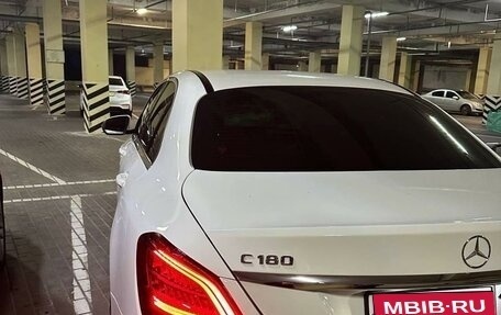 Mercedes-Benz C-Класс, 2019 год, 3 100 000 рублей, 5 фотография