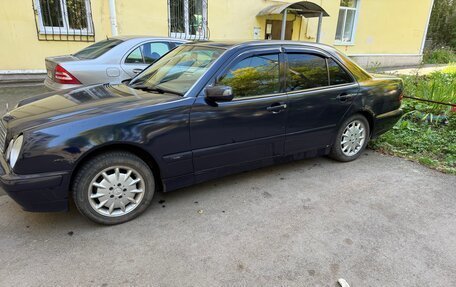 Mercedes-Benz E-Класс, 1999 год, 535 000 рублей, 8 фотография