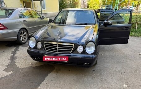 Mercedes-Benz E-Класс, 1999 год, 535 000 рублей, 10 фотография