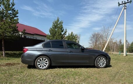 BMW 3 серия, 2017 год, 1 620 000 рублей, 4 фотография
