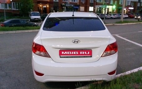 Hyundai Solaris II рестайлинг, 2013 год, 600 000 рублей, 3 фотография
