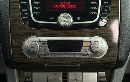Ford Focus II рестайлинг, 2008 год, 529 000 рублей, 22 фотография