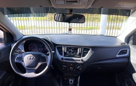 Hyundai Solaris II рестайлинг, 2020 год, 1 499 000 рублей, 10 фотография