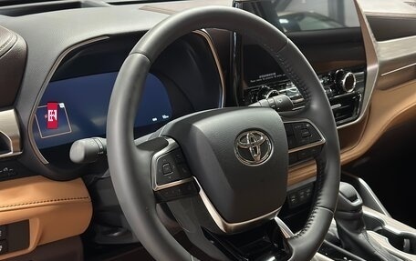 Toyota Highlander, 2025 год, 5 399 000 рублей, 19 фотография