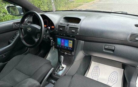 Toyota Avensis III рестайлинг, 2005 год, 499 000 рублей, 19 фотография