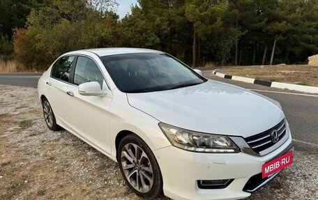 Honda Accord IX рестайлинг, 2013 год, 1 950 000 рублей, 3 фотография