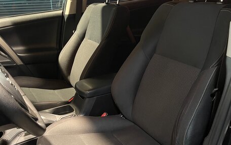 Toyota RAV4, 2014 год, 1 850 000 рублей, 10 фотография