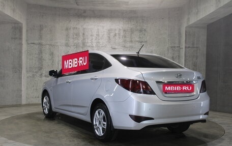 Hyundai Solaris II рестайлинг, 2015 год, 998 000 рублей, 12 фотография