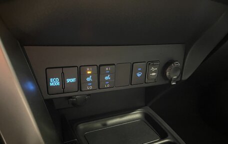 Toyota RAV4, 2014 год, 1 850 000 рублей, 15 фотография