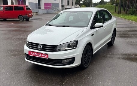 Volkswagen Polo VI (EU Market), 2016 год, 1 070 000 рублей, 1 фотография