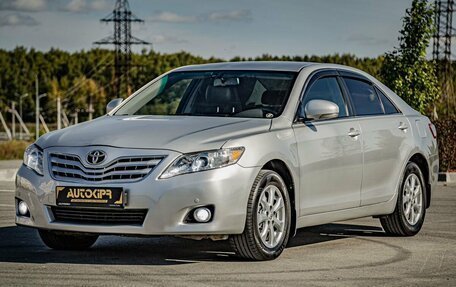 Toyota Camry, 2010 год, 1 200 000 рублей, 4 фотография