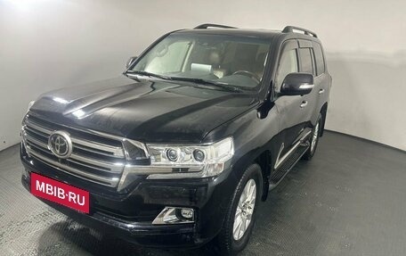 Toyota Land Cruiser 200, 2019 год, 6 200 000 рублей, 1 фотография