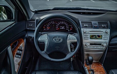 Toyota Camry, 2010 год, 1 200 000 рублей, 14 фотография