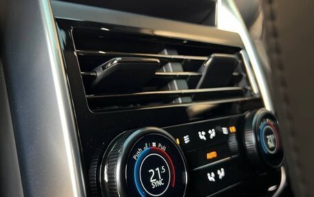 Land Rover Range Rover IV рестайлинг, 2023 год, 29 000 000 рублей, 32 фотография