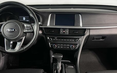 KIA Optima IV, 2019 год, 1 990 000 рублей, 11 фотография