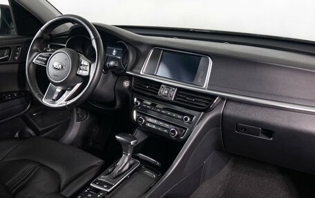 KIA Optima IV, 2019 год, 1 990 000 рублей, 10 фотография
