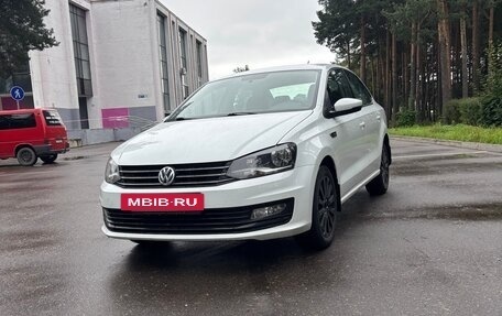 Volkswagen Polo VI (EU Market), 2016 год, 1 070 000 рублей, 2 фотография