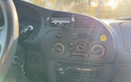 Mitsubishi Colt VI рестайлинг, 2000 год, 270 000 рублей, 12 фотография