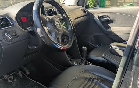 Volkswagen Polo VI (EU Market), 2011 год, 650 000 рублей, 4 фотография