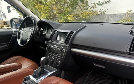 Land Rover Freelander II рестайлинг 2, 2014 год, 1 900 000 рублей, 19 фотография