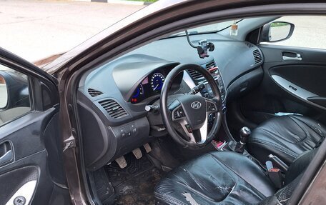 Hyundai Solaris II рестайлинг, 2016 год, 1 020 000 рублей, 12 фотография