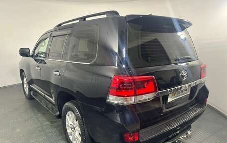 Toyota Land Cruiser 200, 2019 год, 6 200 000 рублей, 6 фотография