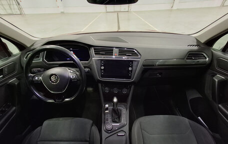 Volkswagen Tiguan II, 2018 год, 2 250 000 рублей, 14 фотография