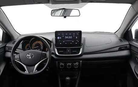 Toyota Yaris XP150 рестайлинг, 2022 год, 1 180 085 рублей, 16 фотография