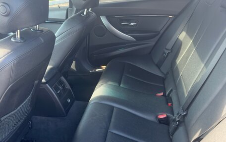 BMW 3 серия, 2018 год, 2 300 000 рублей, 11 фотография