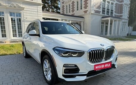 BMW X5, 2019 год, 4 900 000 рублей, 2 фотография