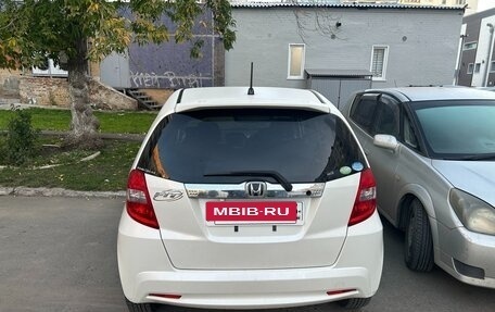 Honda Fit III, 2011 год, 580 000 рублей, 3 фотография