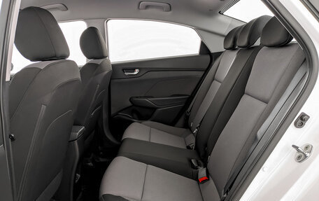 Hyundai Solaris II рестайлинг, 2021 год, 1 660 000 рублей, 12 фотография