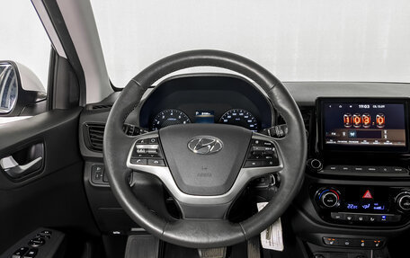 Hyundai Solaris II рестайлинг, 2021 год, 1 660 000 рублей, 21 фотография