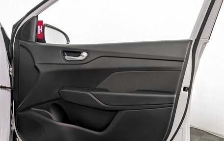 Hyundai Solaris II рестайлинг, 2021 год, 1 660 000 рублей, 24 фотография