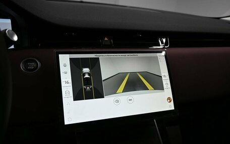 Land Rover Range Rover Evoque II, 2024 год, 6 200 000 рублей, 18 фотография