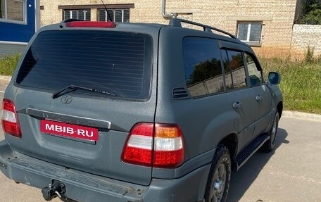 Toyota Land Cruiser 100 рестайлинг 2, 2000 год, 979 000 рублей, 3 фотография