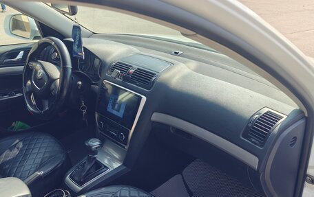 Skoda Octavia, 2013 год, 899 999 рублей, 19 фотография