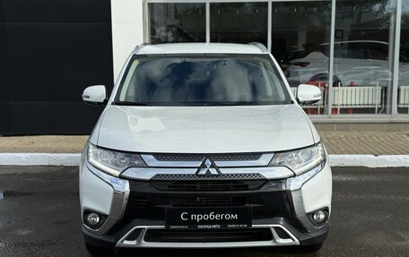 Mitsubishi Outlander III рестайлинг 3, 2019 год, 1 650 000 рублей, 8 фотография