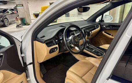 Porsche Macan I рестайлинг, 2018 год, 5 100 000 рублей, 4 фотография