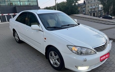 Toyota Camry V40, 2005 год, 950 000 рублей, 1 фотография