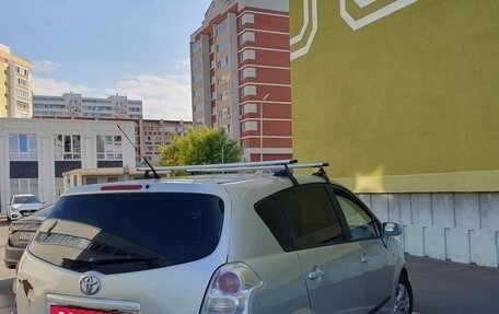 Toyota Corolla Verso I, 2008 год, 350 000 рублей, 4 фотография