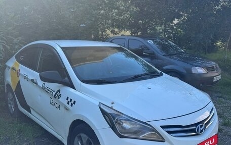 Hyundai Solaris II рестайлинг, 2016 год, 630 000 рублей, 3 фотография
