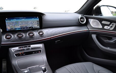 Mercedes-Benz CLS, 2023 год, 8 499 000 рублей, 13 фотография